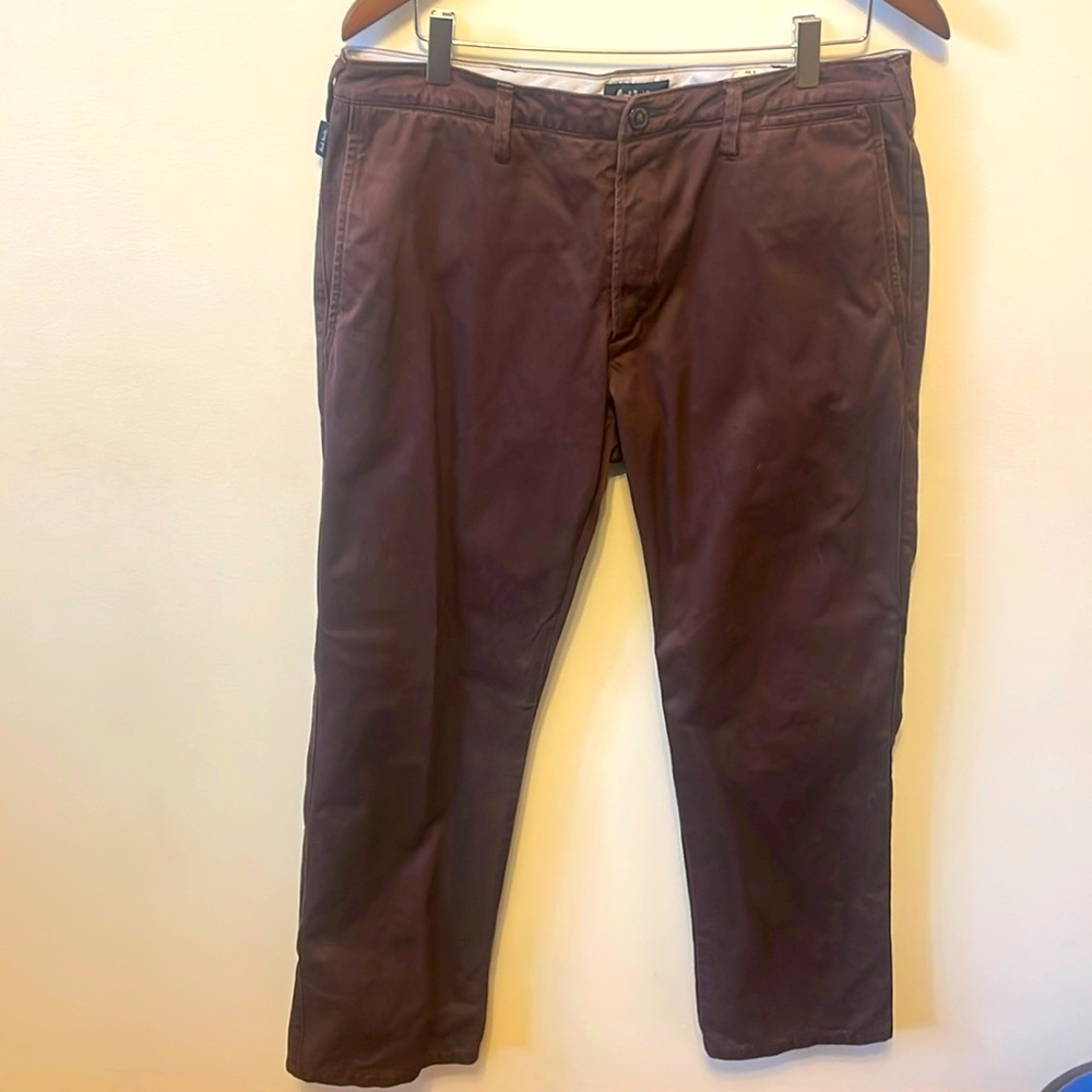 Paul Smith maroon coloured chinos. Men’s size 31.